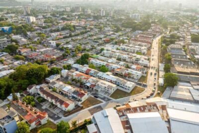 Gobierno entrega obras de mitigación en residencial Brisas de San Francisco tras años de vulnerabilidad
